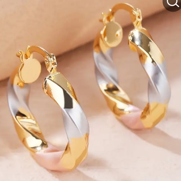 AUTHENTIC SEXXY NAUGHTY CHUNKY GENUINE 14K TRI-GOLD OVER STAINLESS STEEL HOOPS - Picture 6 of 6